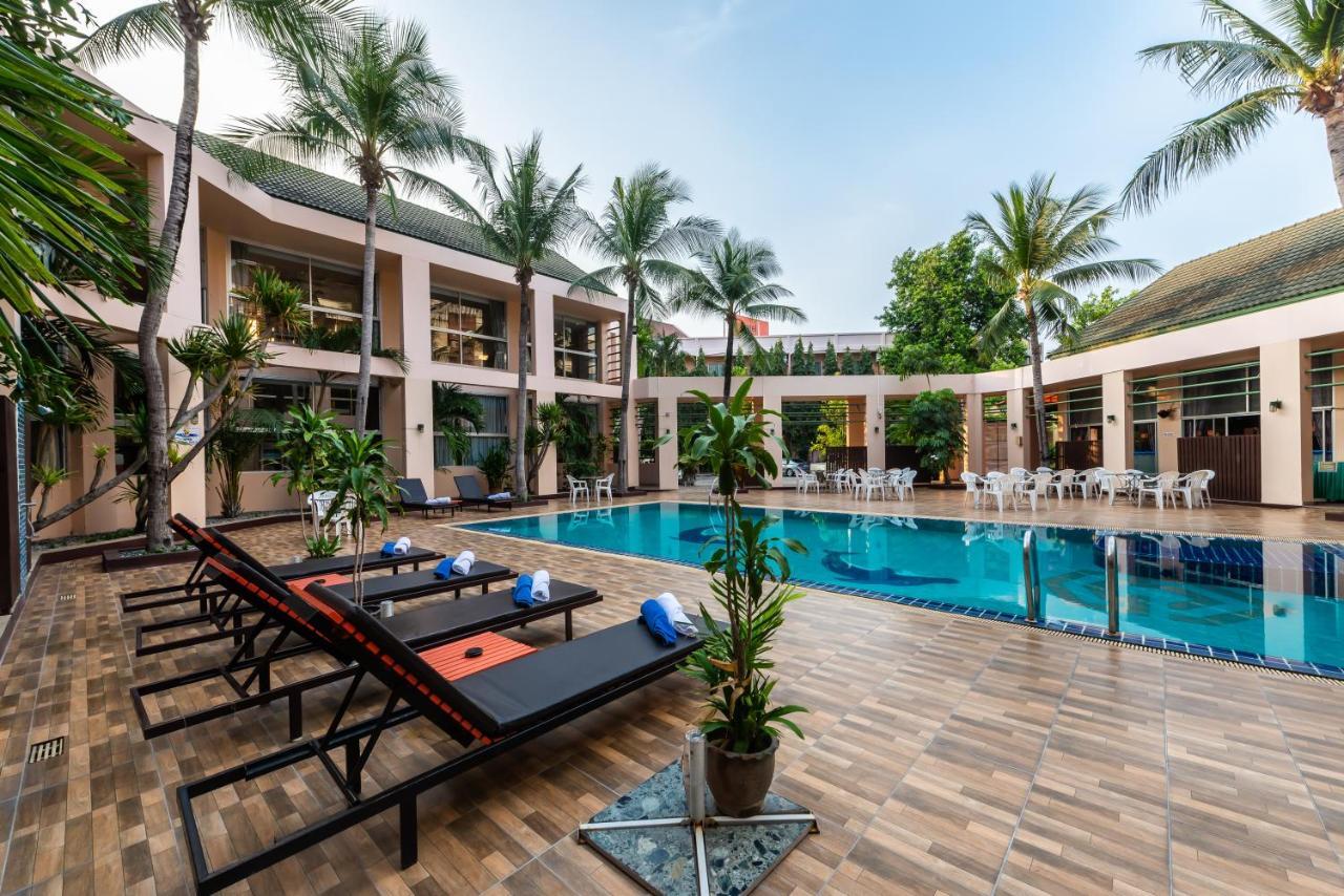 Gulf Siam Hotel & Resort Паттайя Экстерьер фото
