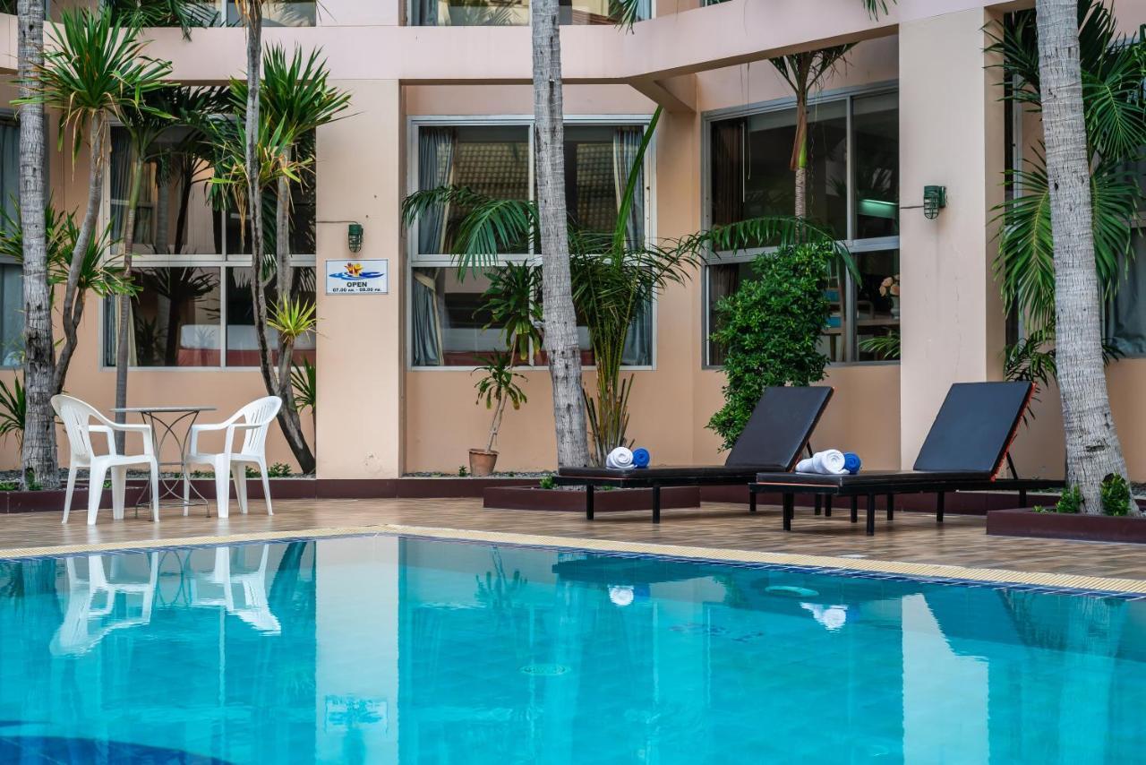 Gulf Siam Hotel & Resort Паттайя Экстерьер фото